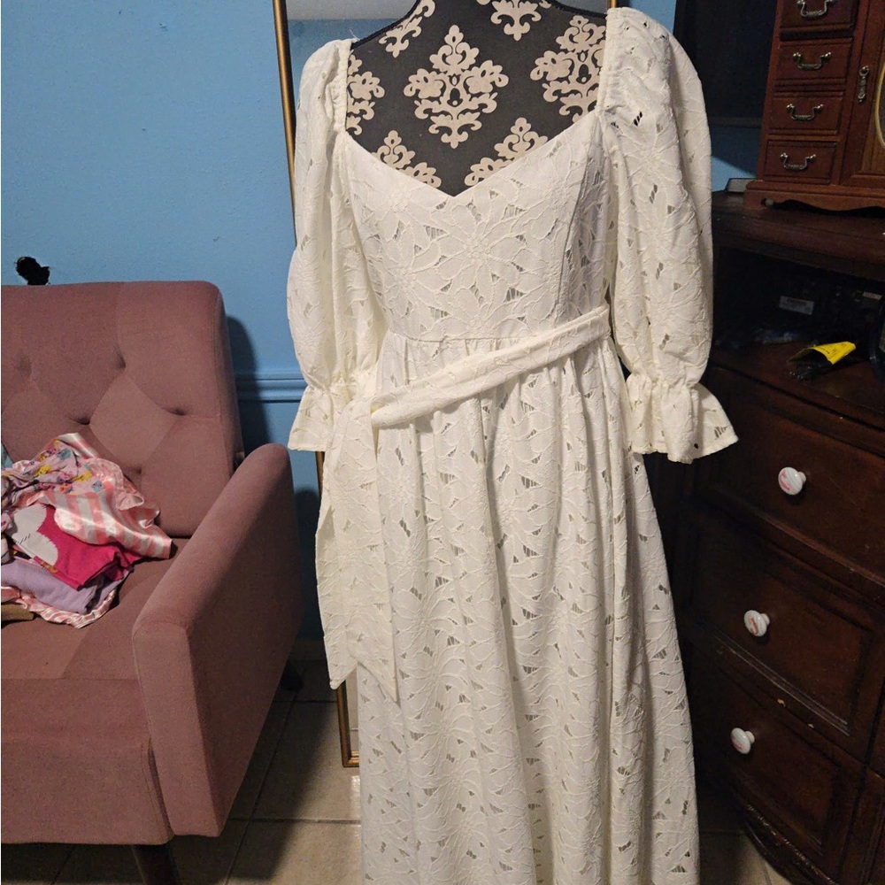 Aura White Long Sleeve Lace Dress